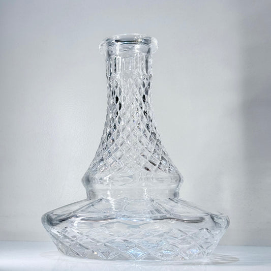 Glasbowl mit Verzierungen